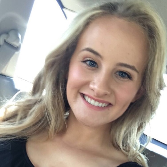 Meet your Posher, Maggie - Picture 1 of 1